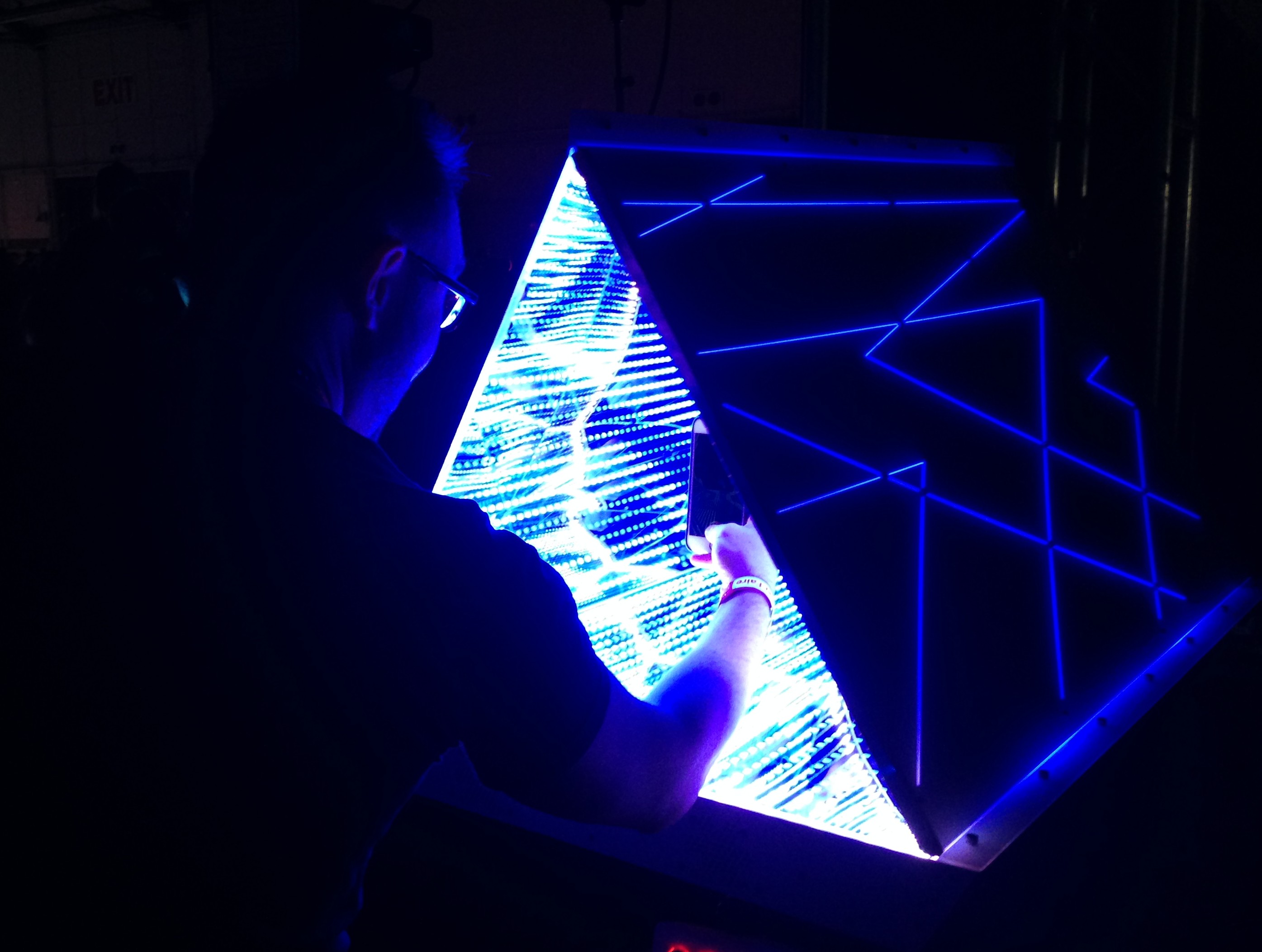 KaLEDoscope Puts the Crowd into the Show